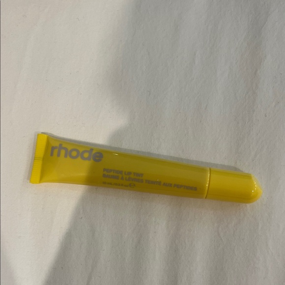 RHODE Other - Rhode Peptide Lip Tint in Lemon Toni